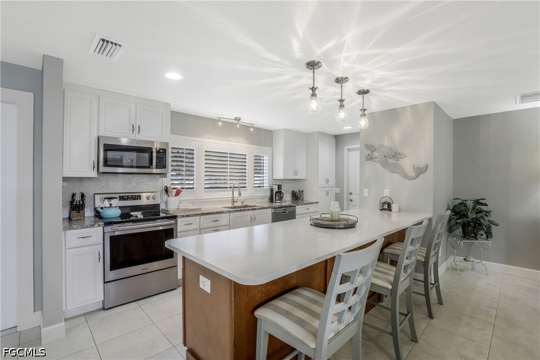 5129  York Court