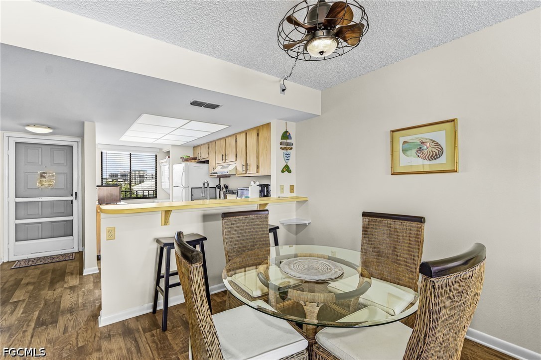 6665 Estero Boulevard, Apt 325