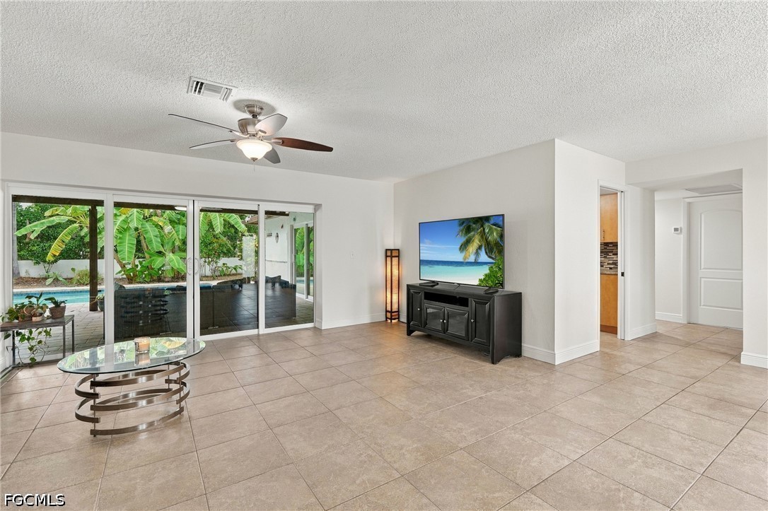 1439 Claret Court