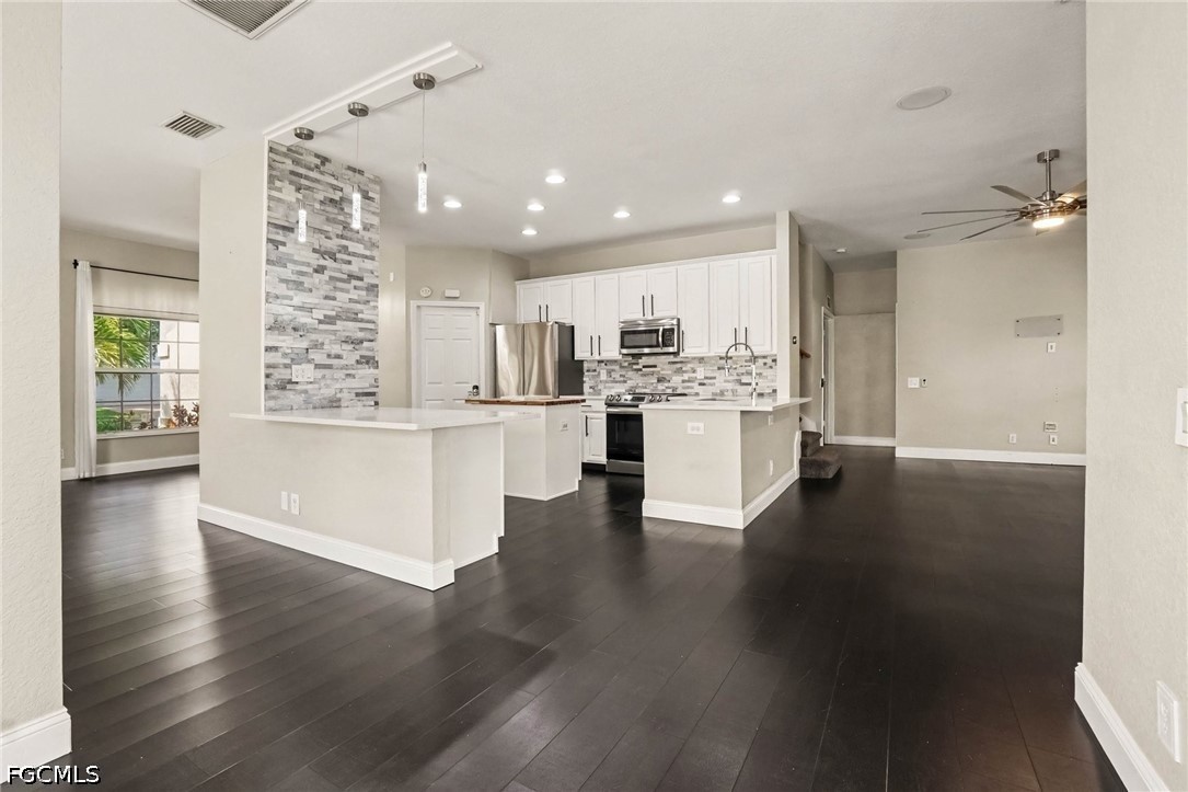 2065 Cape Heather Circle