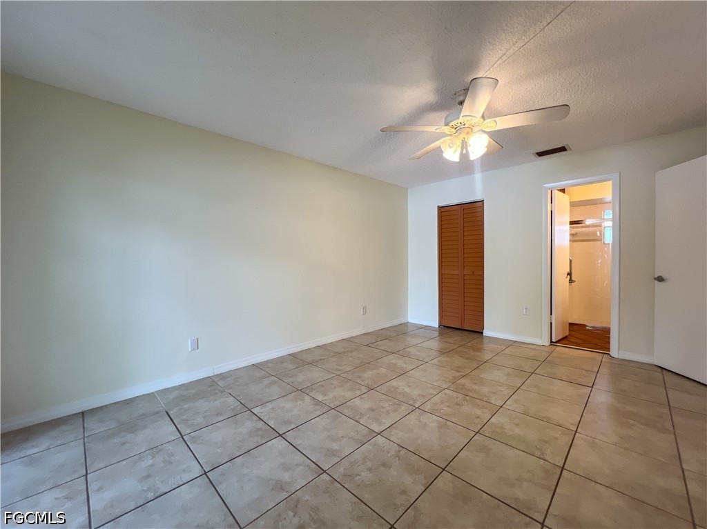 4305 Island Circle, Apt 4
