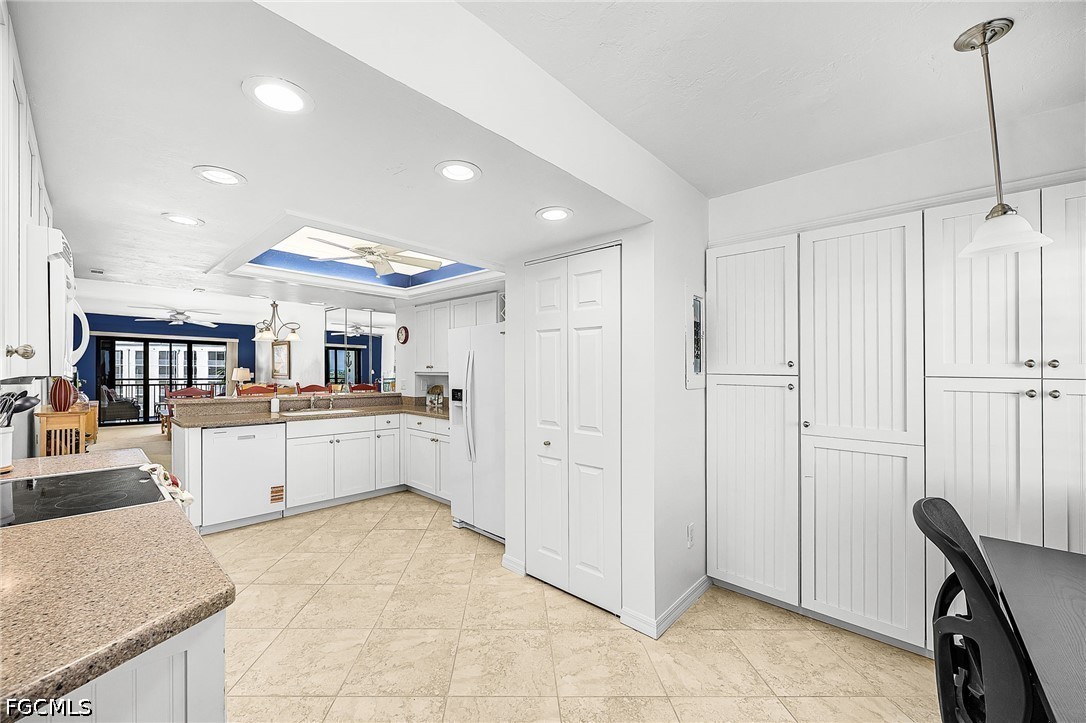 4265 Bay Beach Lane, Apt 522