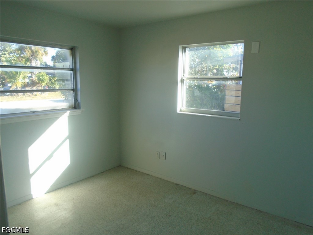 1994 Oak Drive, Apt 1996