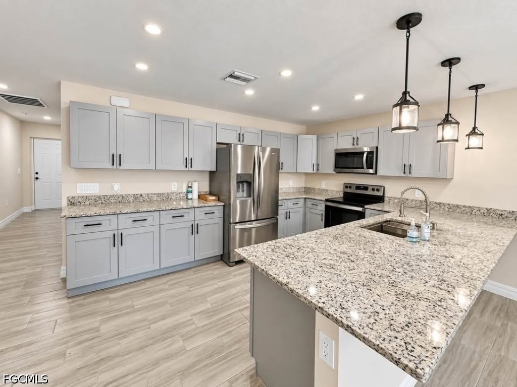 7360/7364  Carrier Road