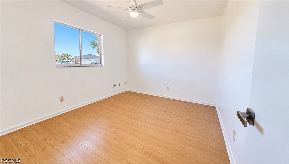 302 SE 1st Place