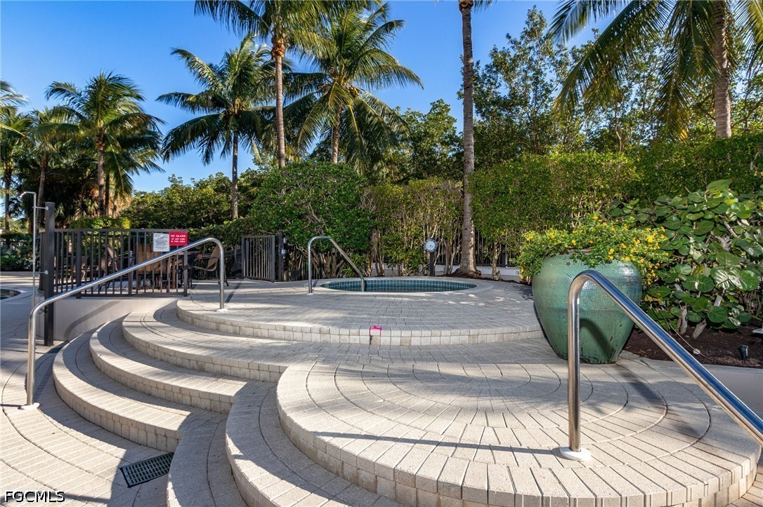 4182 Bay Beach Lane, Apt 722
