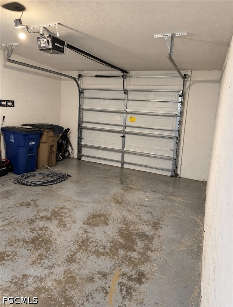 5129 / 5131  25th Street, Apt 5131