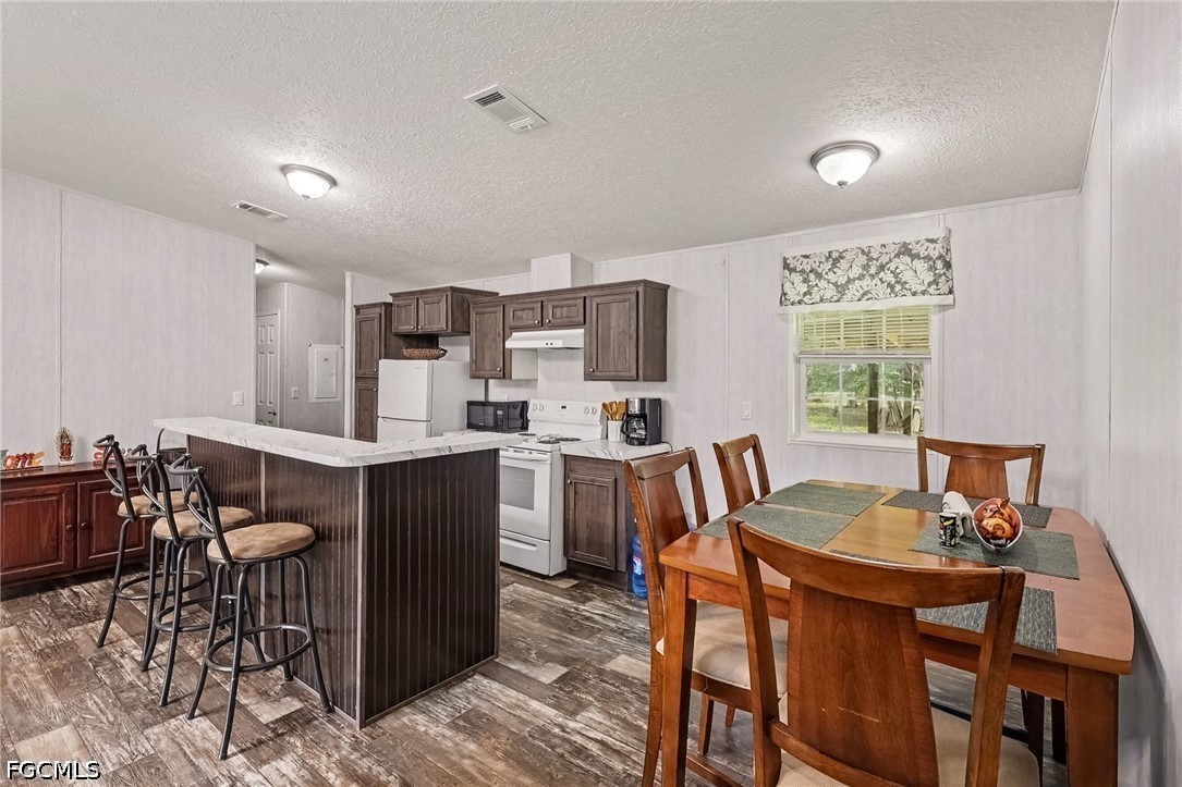 2856  Pioneer 9th Street