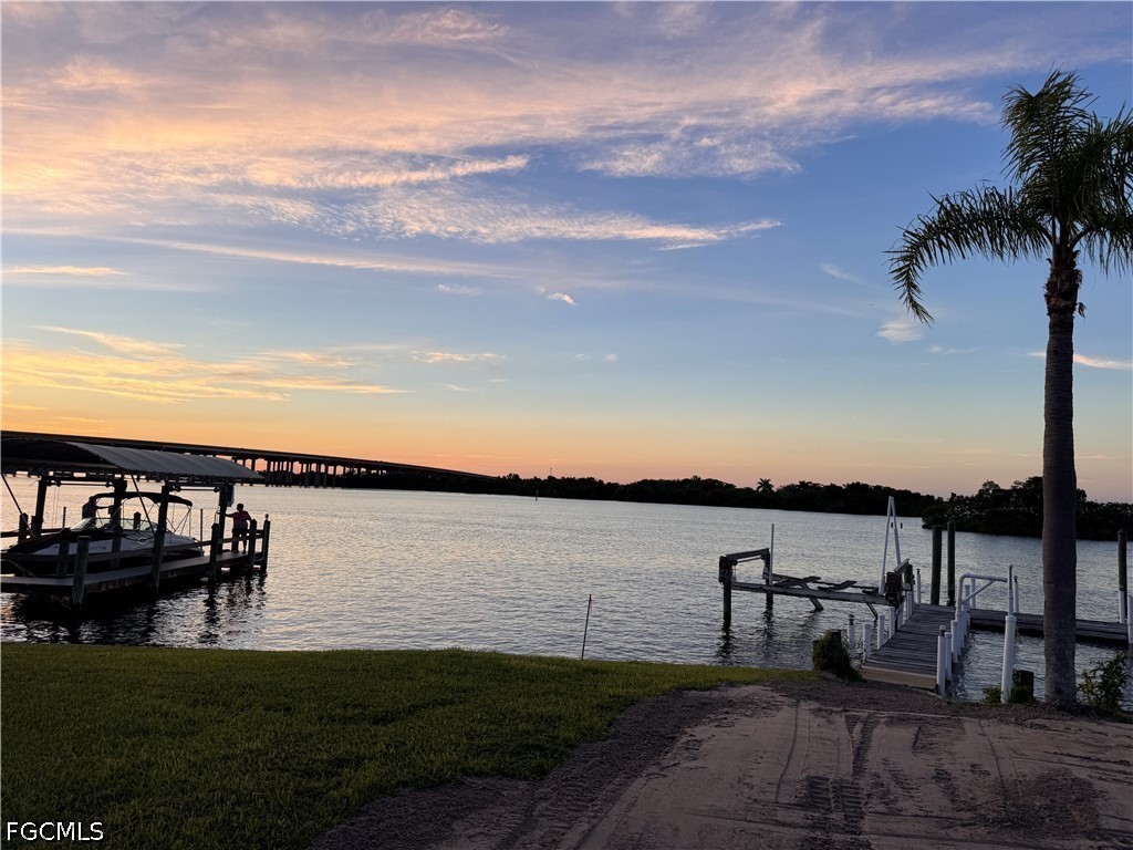 321 Shoreland Drive