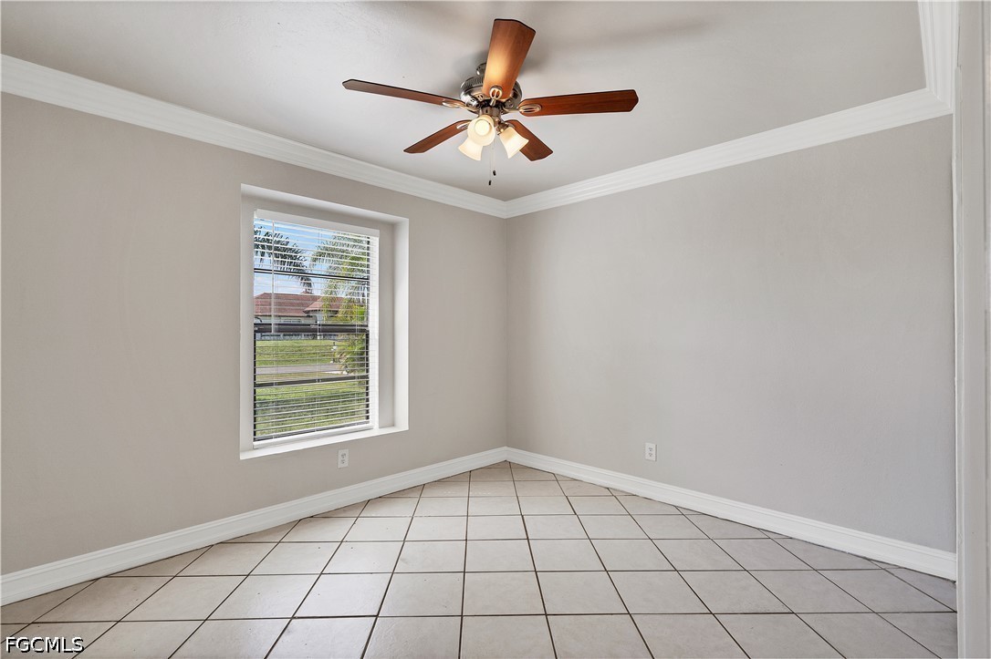 317 NE 10th Street