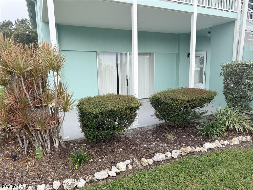 3225 E Riverside Drive, Apt 21B
