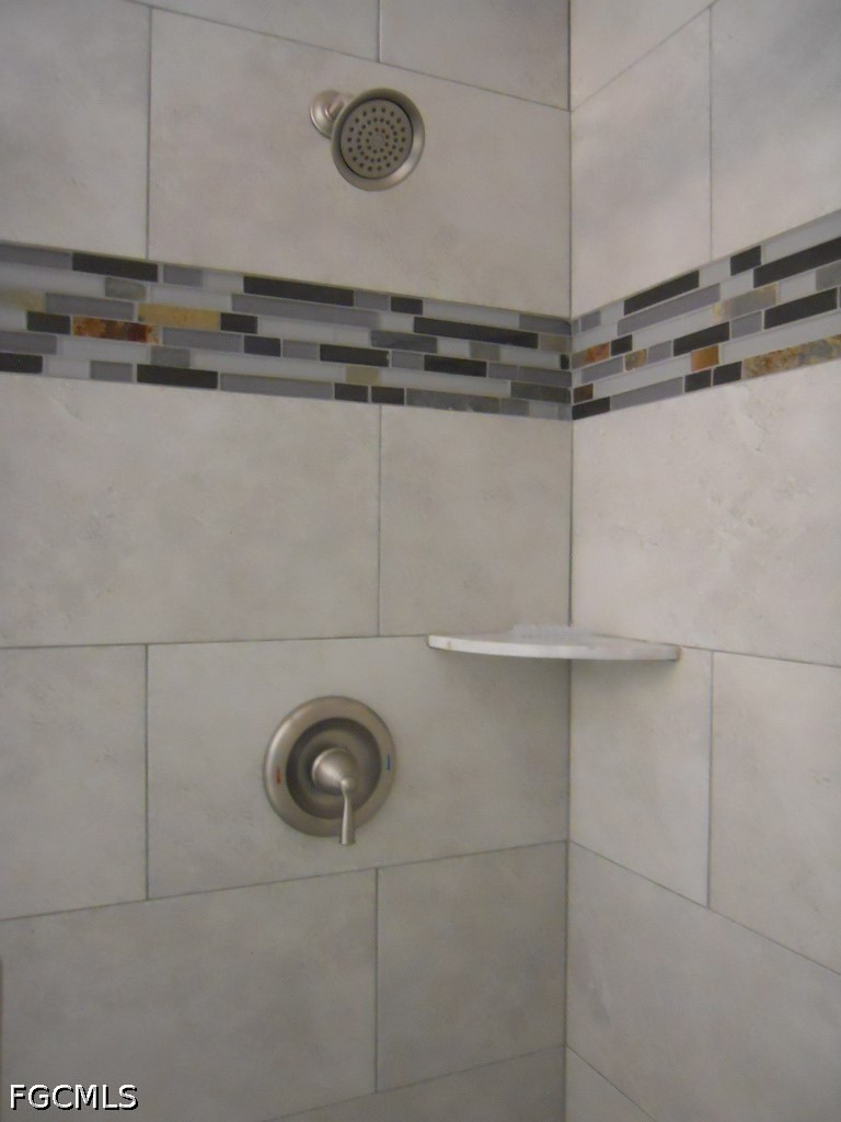 3300 N Key Drive, Apt 4W
