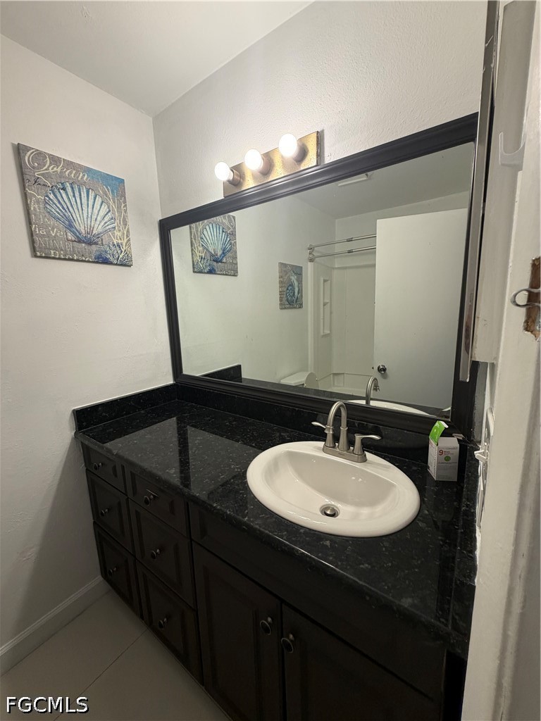 2925 Winkler Avenue, Apt 920