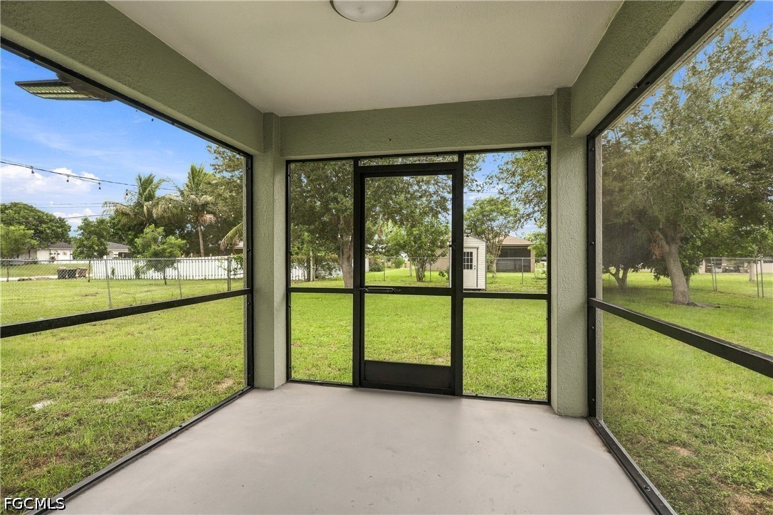 928 SE 5th Court