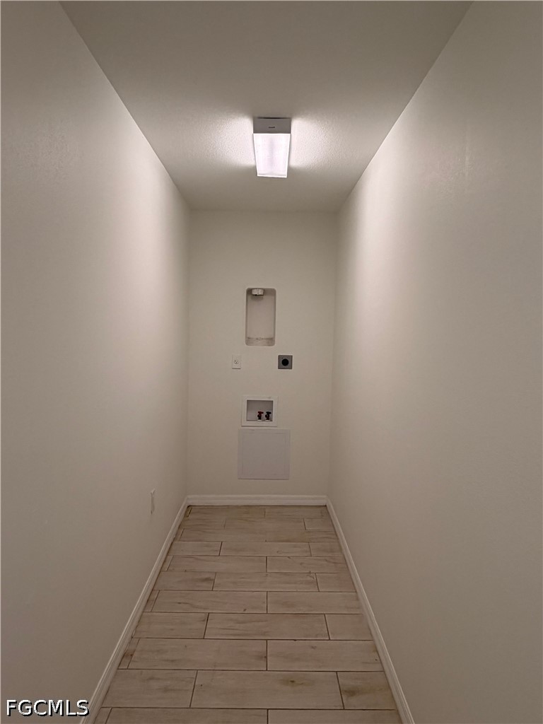 3006 NW 9th Court