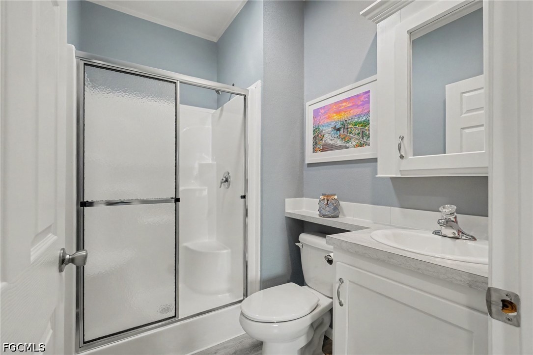 11220 Bayside Lane