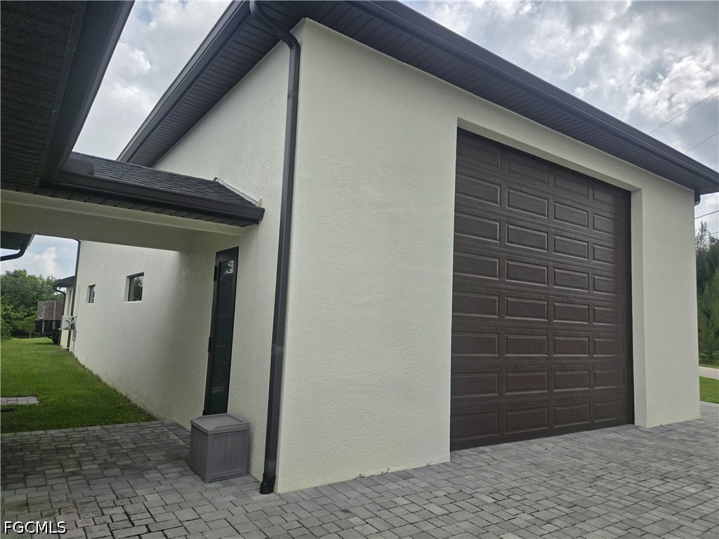 1005 SW 15th Place
