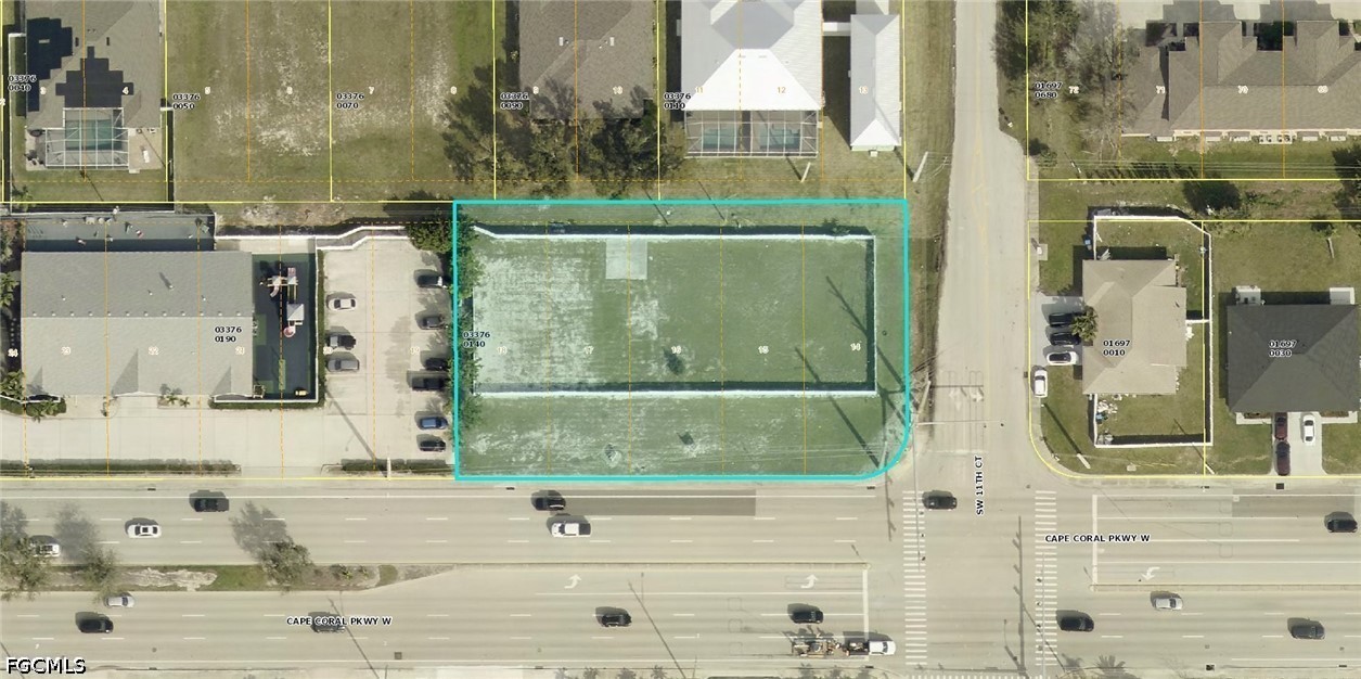 1205  Cape Coral Parkway