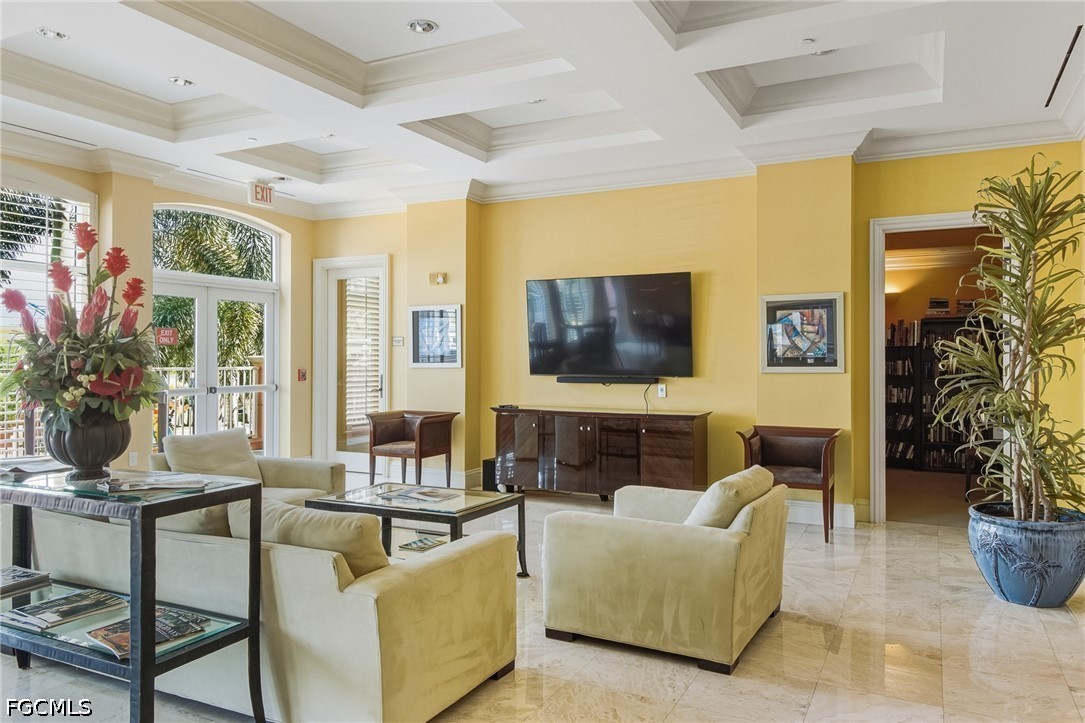 2743  1st Street, Apt 904