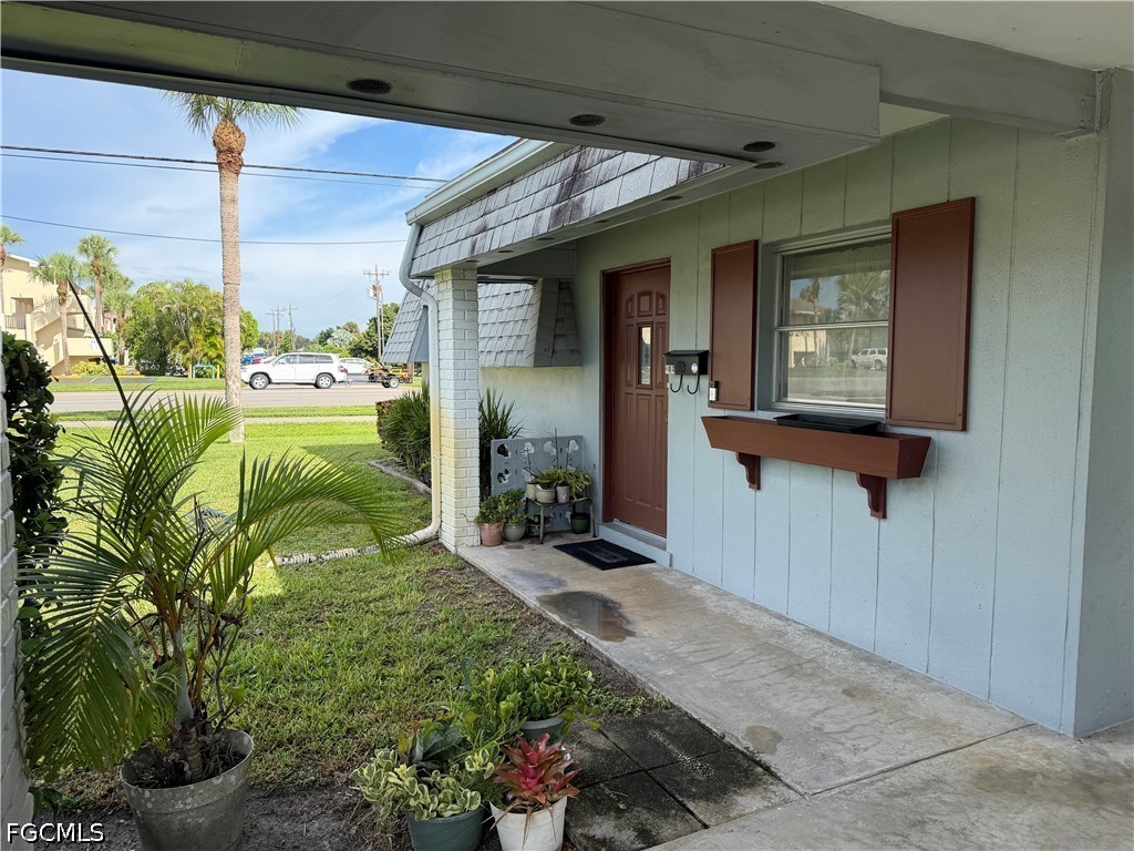 358  Easton Court