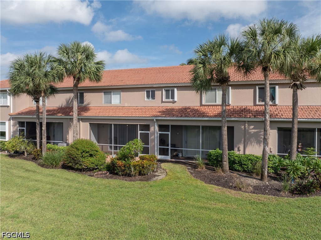 2444 Laurentina Lane