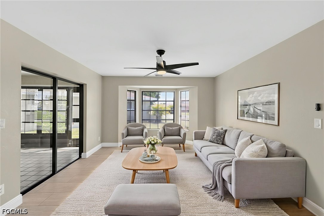 4836/4838  Marine Drive