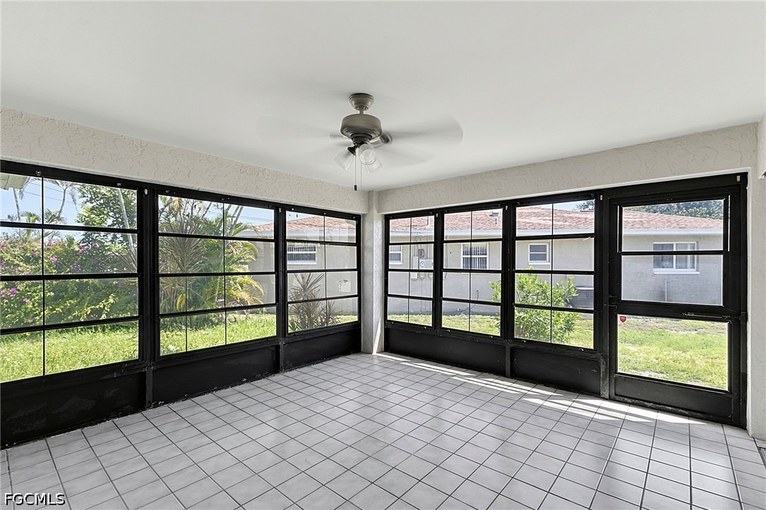 4836/4838  Marine Drive