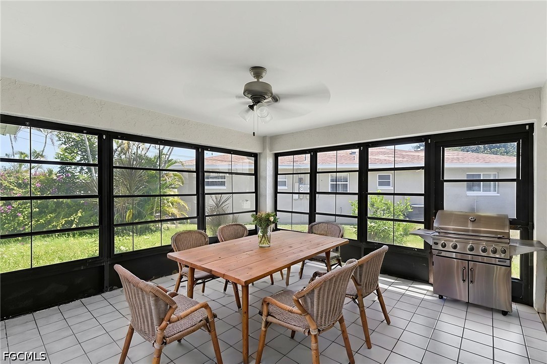 4836/4838  Marine Drive