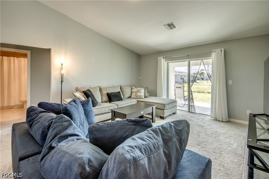 524 NE 16th Terrace