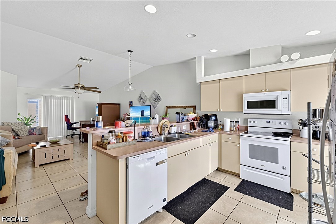 1801/1803 SW Santa Barbara Place