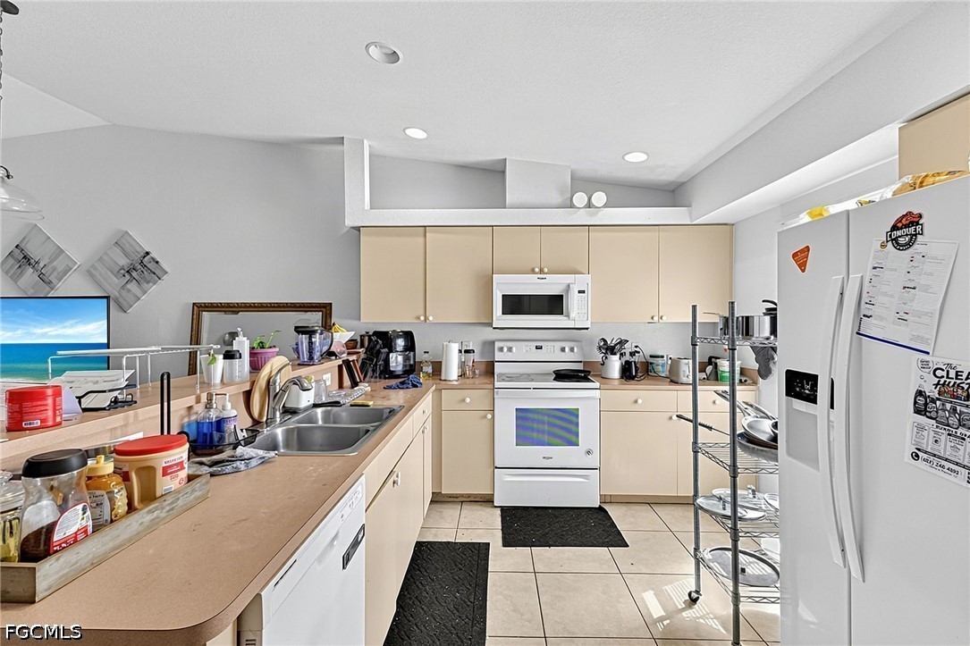 1801/1803 SW Santa Barbara Place
