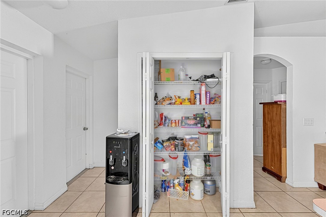 1801/1803 SW Santa Barbara Place