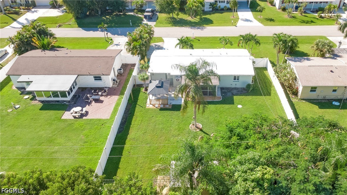843  Lake McGregor Drive