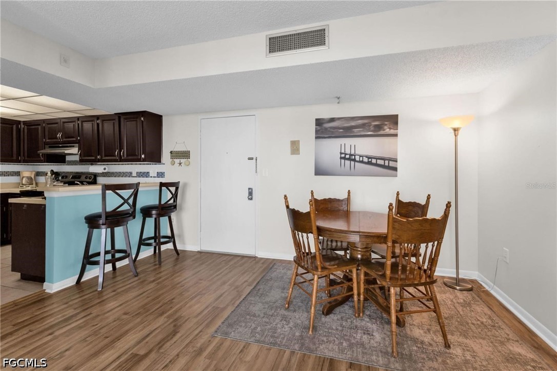 21405 Olean Boulevard, Apt 528