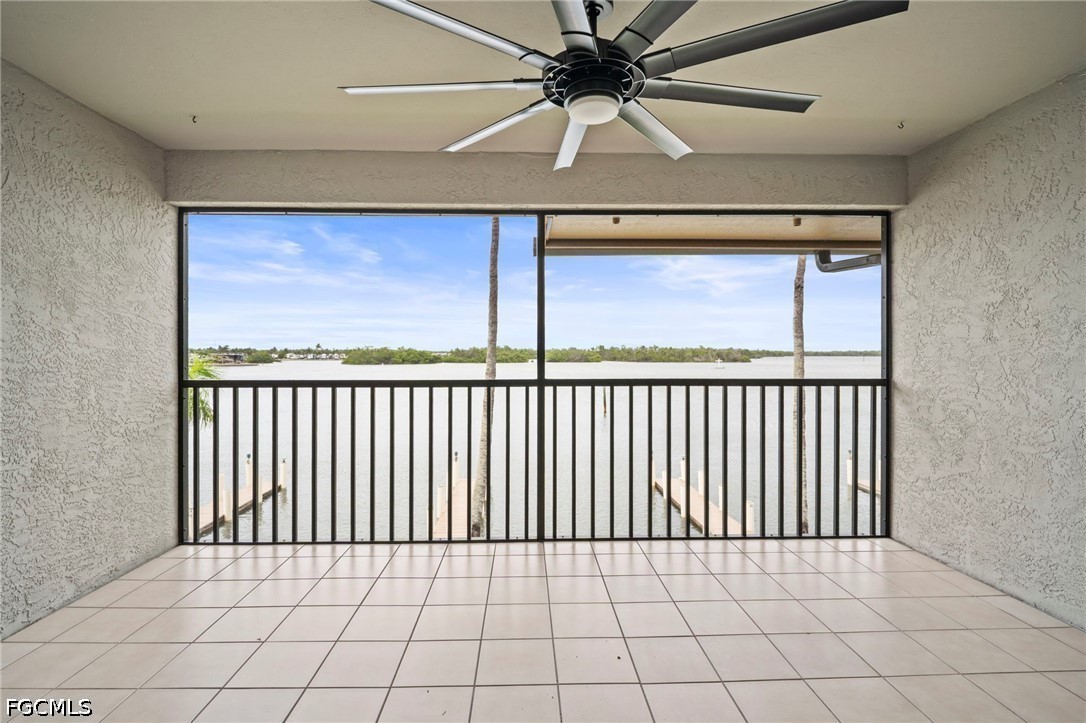 894 buttonwood Drive, Apt 215