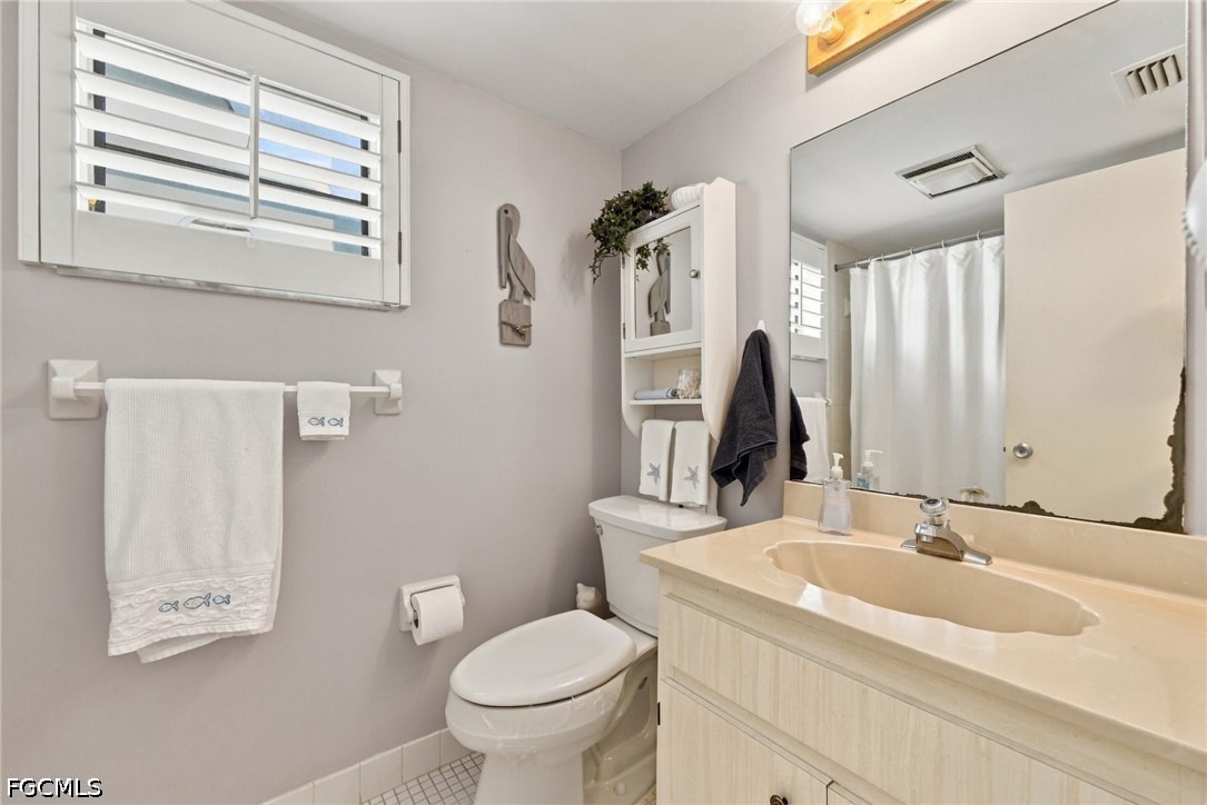 704 Broad Avenue, Apt 704