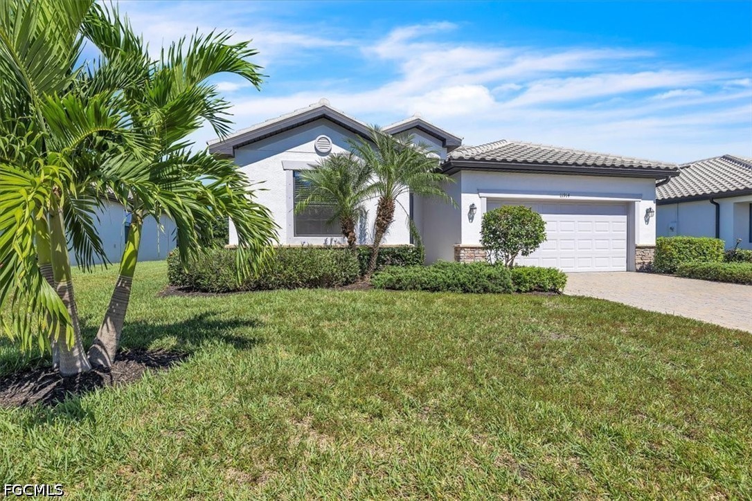 11914  Silver Cobblestone Way