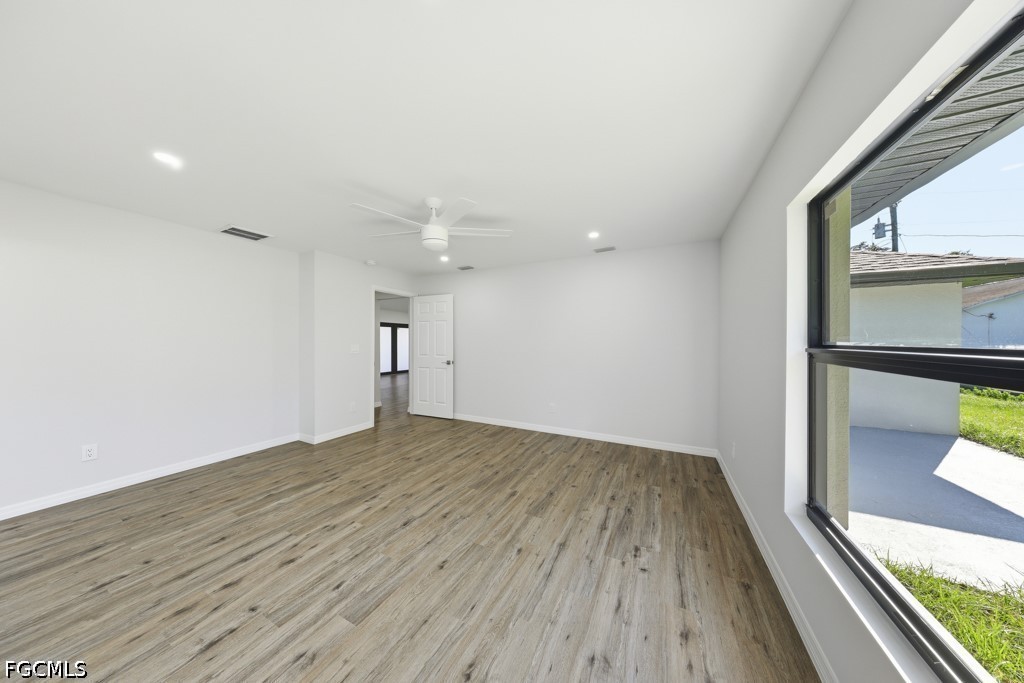 705 W 10th Street
