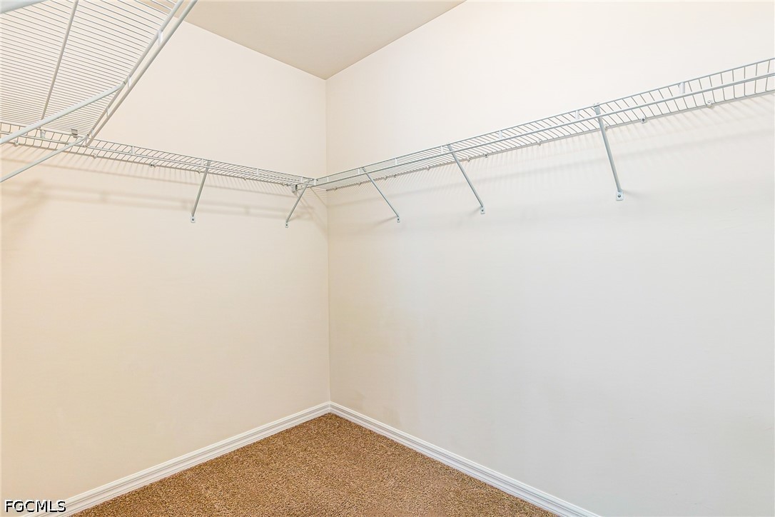 2156  Pigeon Plum Way