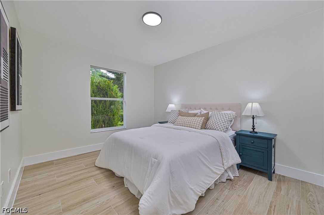1424 SW 28th Terrace