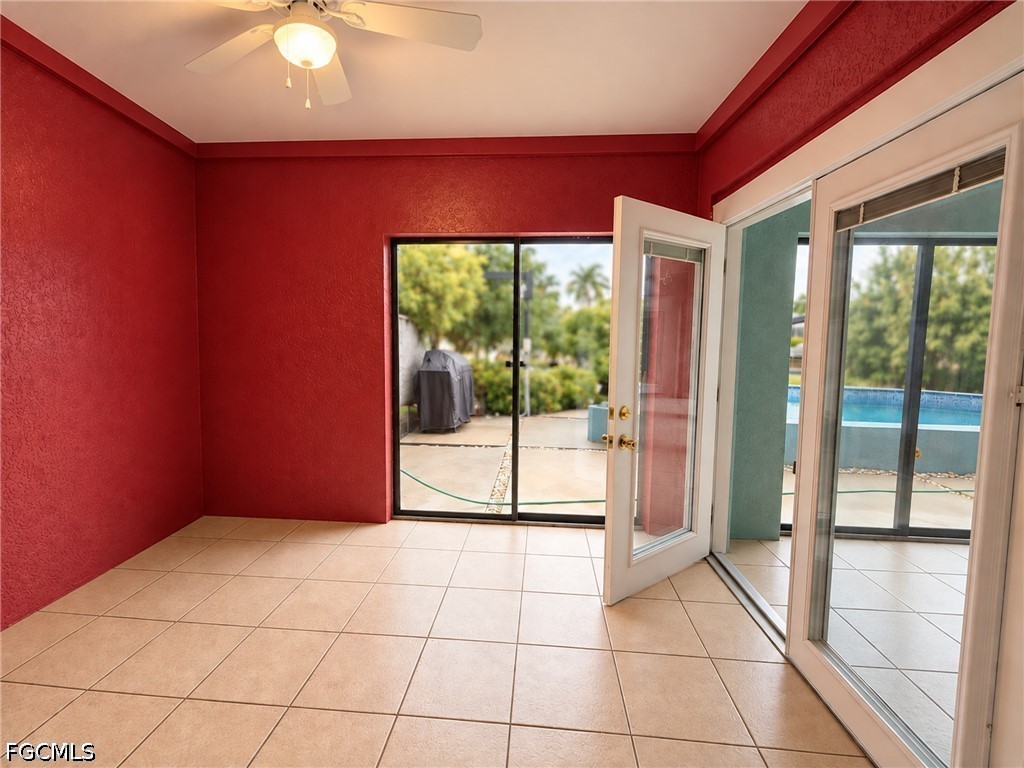 1937 SE 37th Street