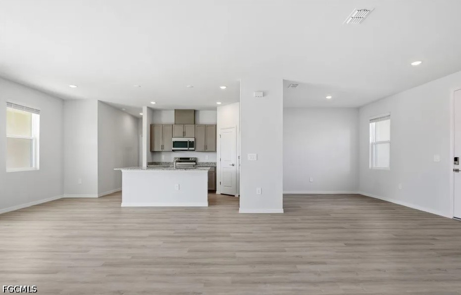 3206 NE 13th Court