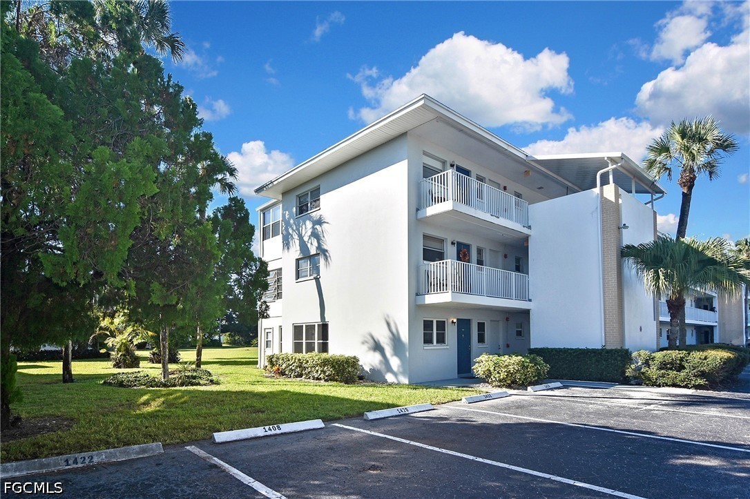 1408 Tropic Terrace