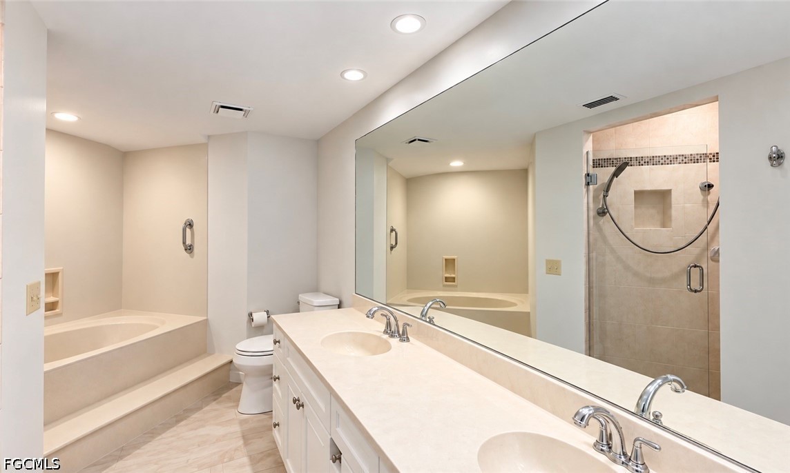 1407 Monarch Circle, Apt B2