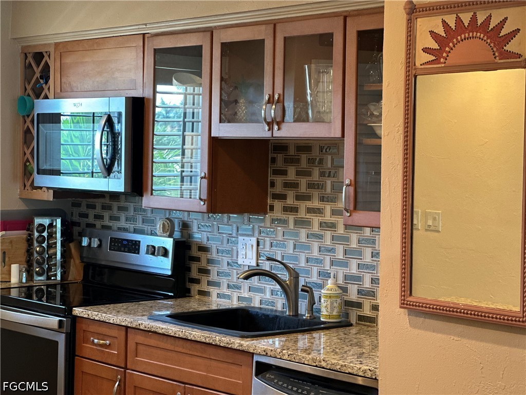 7400 Estero Boulevard, Apt 211