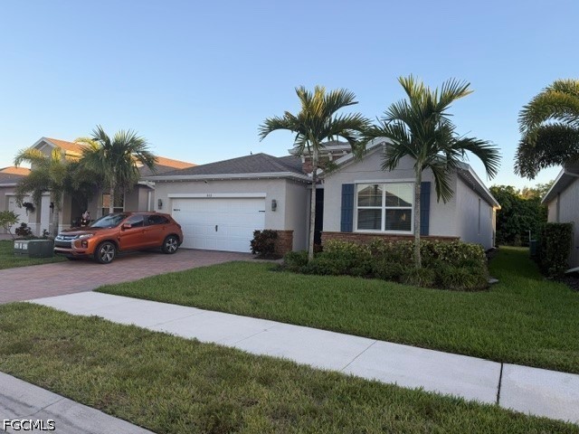 832 Heather Lake Avenue