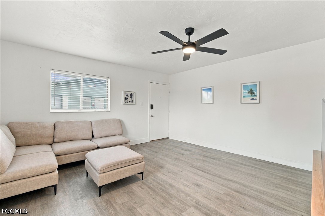 8135 Country Road, Apt 206