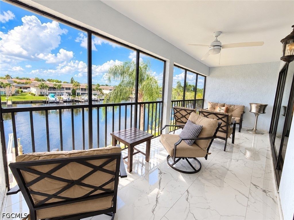 4230 SE 20th Place, Apt Unit # 303