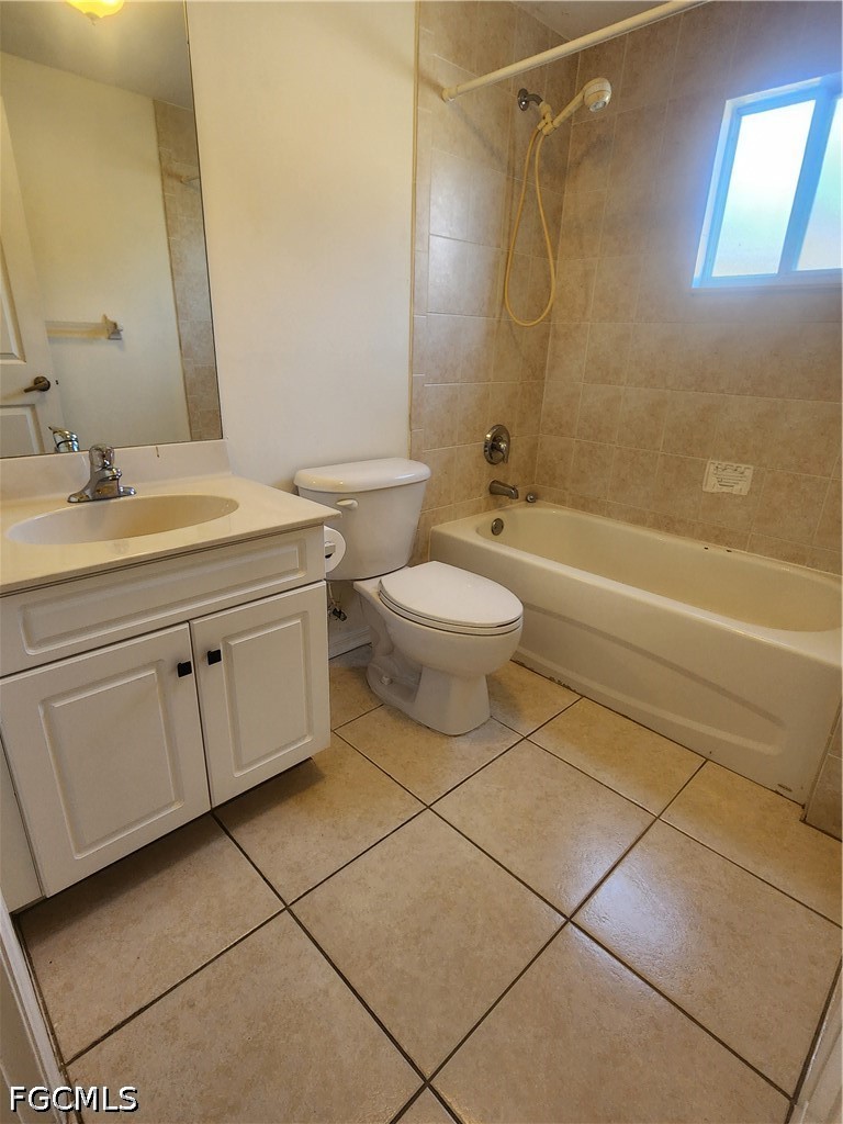 1236 SE 40th Street, Apt 104