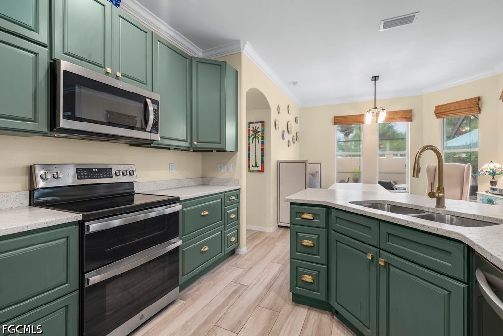 15834 Cutters Court